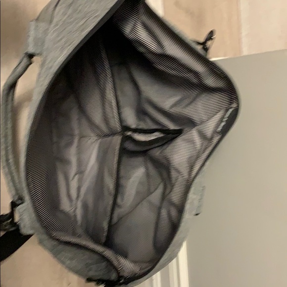 Hershel diaper bag - Picture 2 of 2